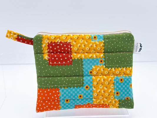 Into Fall Puffy Quilted Pouch B