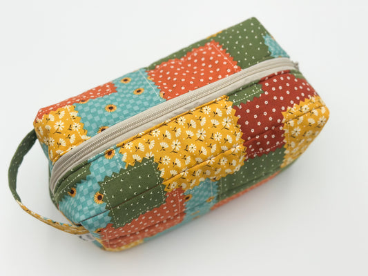 Into Fall L Makeup Bag C